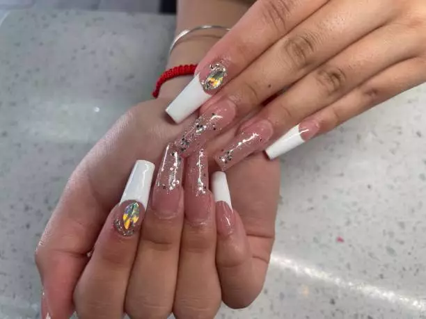 Nail salons in Montreal 